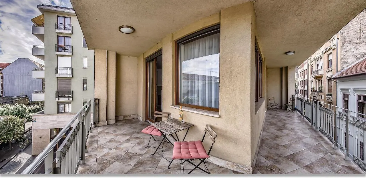 بودابست Urban Apartments Gozsdu شقة فندقية