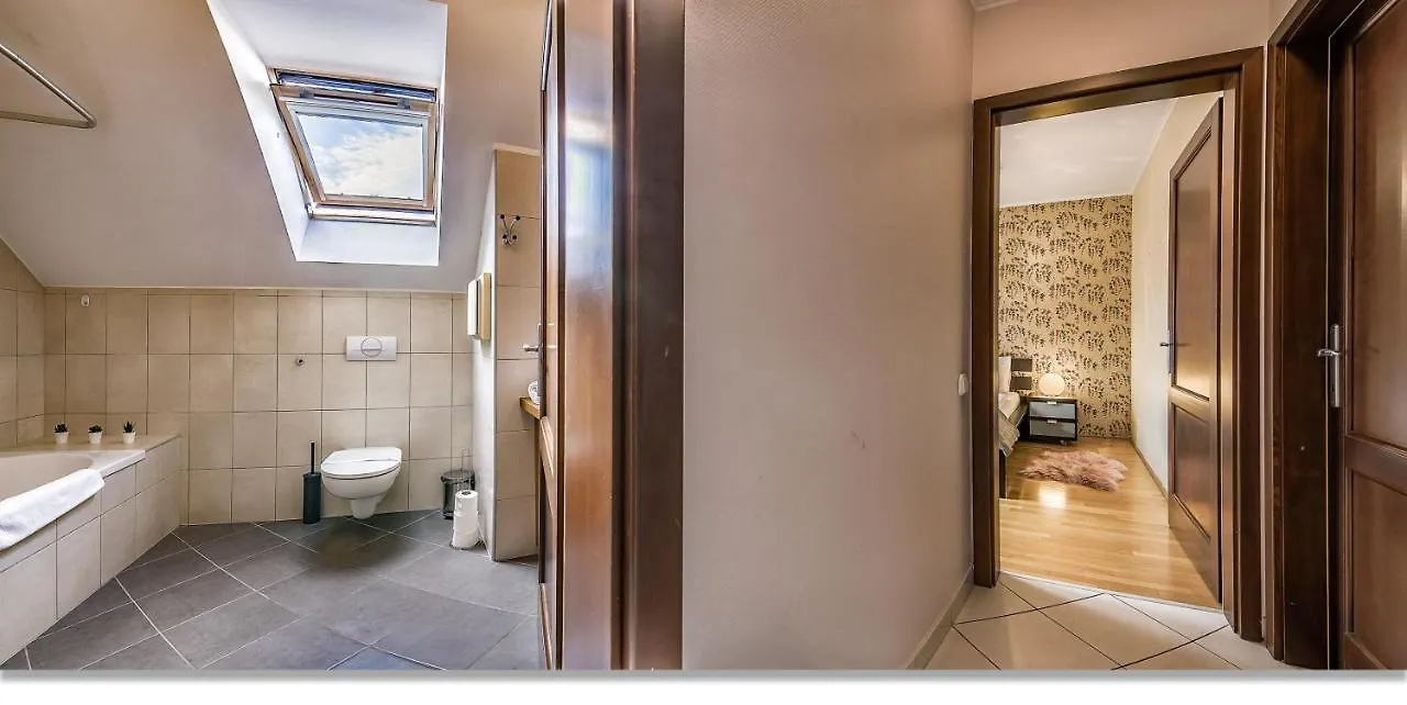 بودابست Urban Apartments Gozsdu 3*,  المجر
